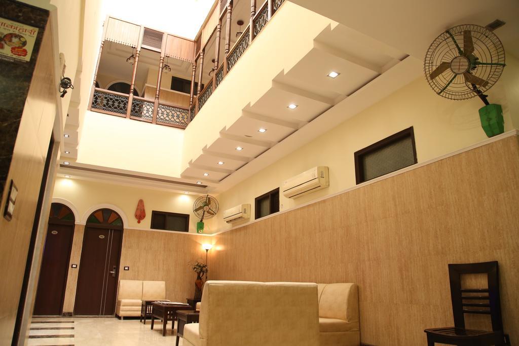 Hotel Wall City New Delhi Ngoại thất bức ảnh