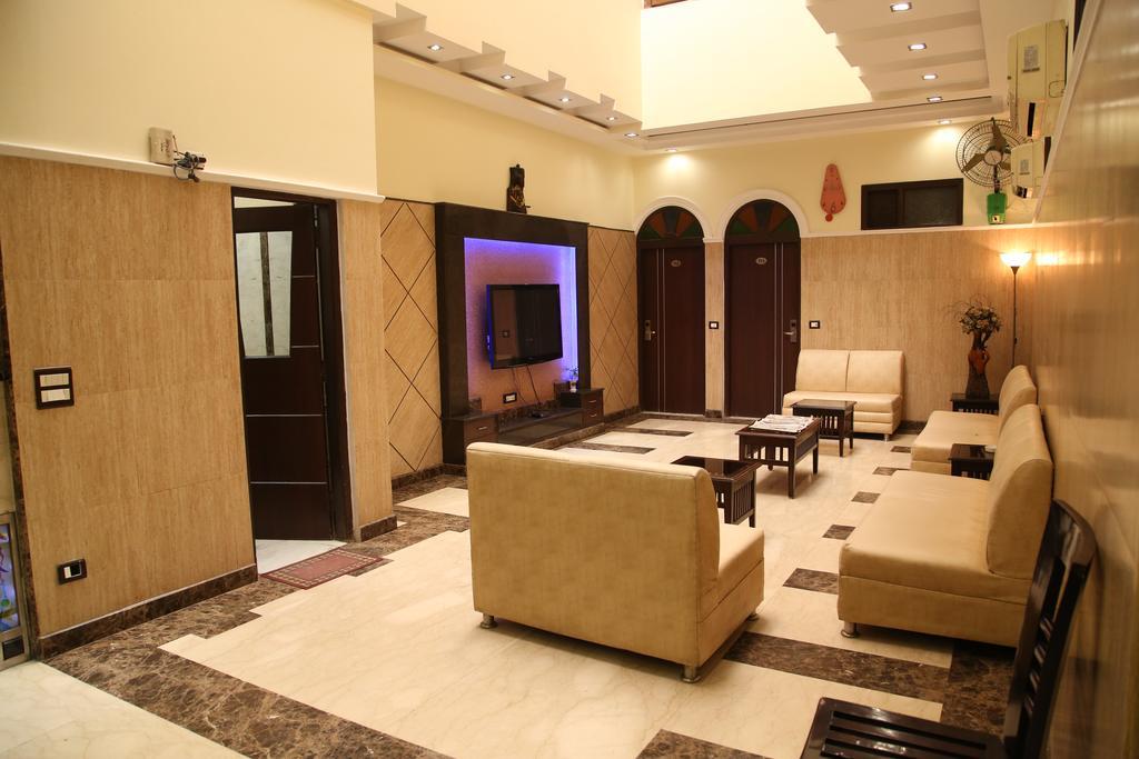 Hotel Wall City New Delhi Ngoại thất bức ảnh