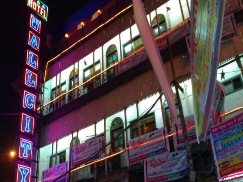 Hotel Wall City New Delhi Ngoại thất bức ảnh